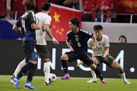 甲表现亮眼